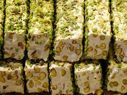 خرید و قیمت گز ۴۲ درصد پسته ترنجبینی + فروش عمده